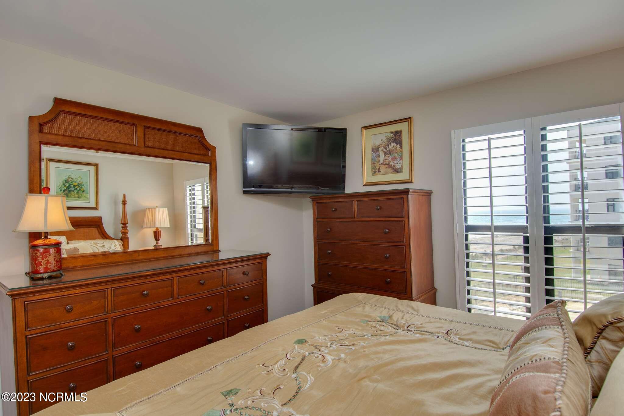 1505 Salter Path Road, Unit 330 Indian Beach, NC 28512 - Photo 36 of 60 Summer Winds 330