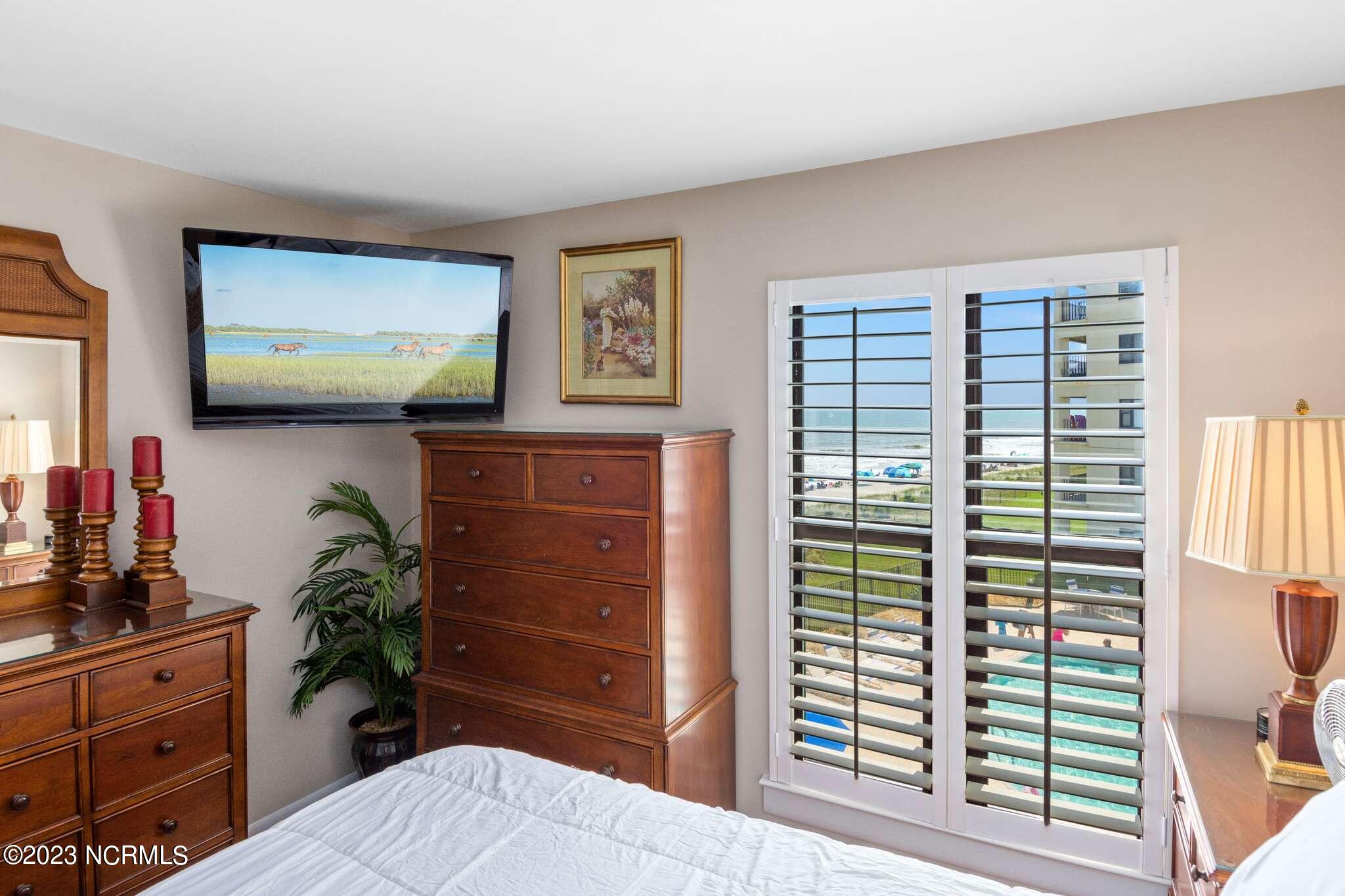 1505 Salter Path Road, Unit 330 Indian Beach, NC 28512 - Photo 37 of 60 Summer Winds 330
