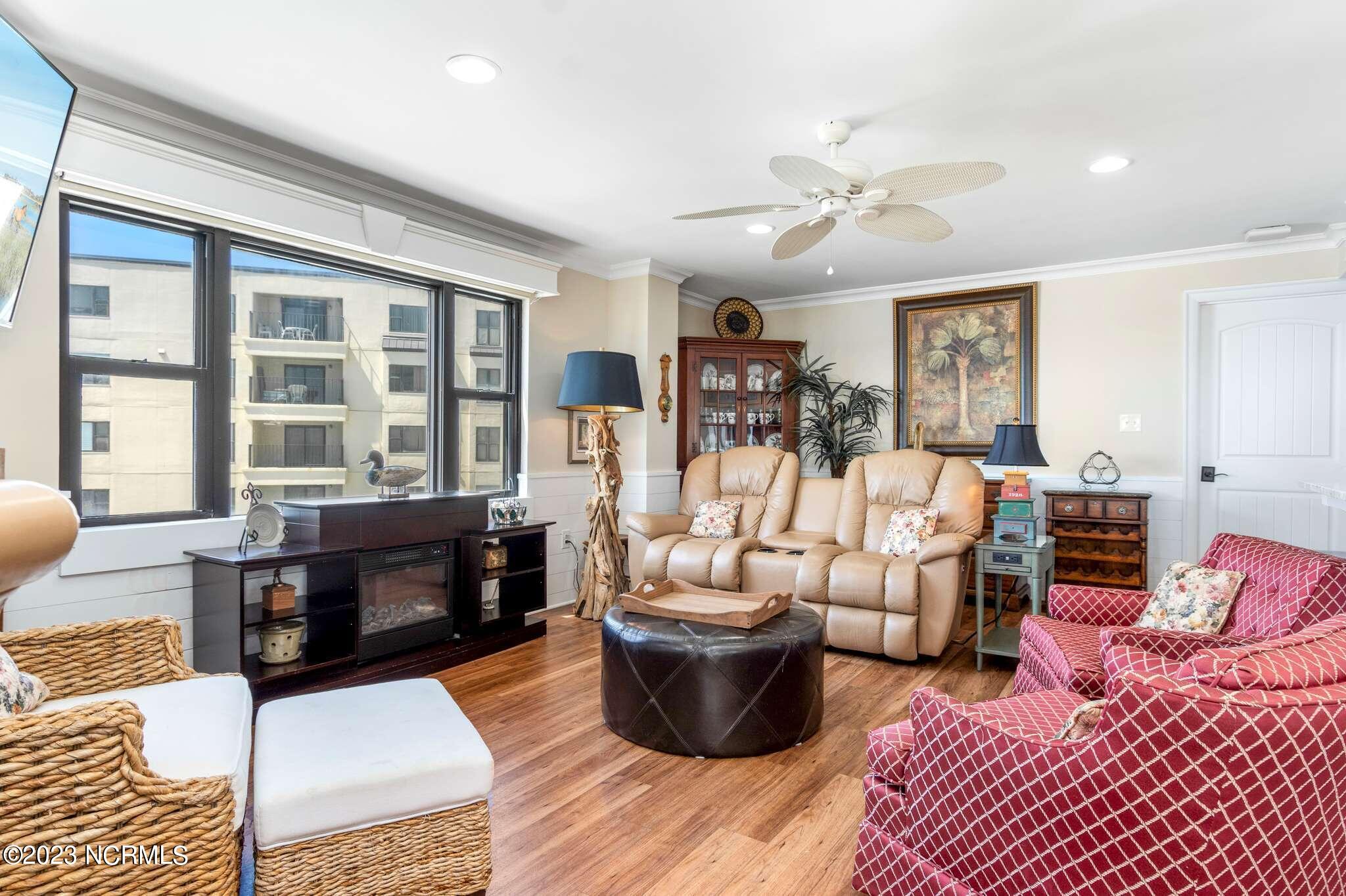 1505 Salter Path Road, Unit 330 Indian Beach, NC 28512 - Photo 8 of 60 Summer Winds 330