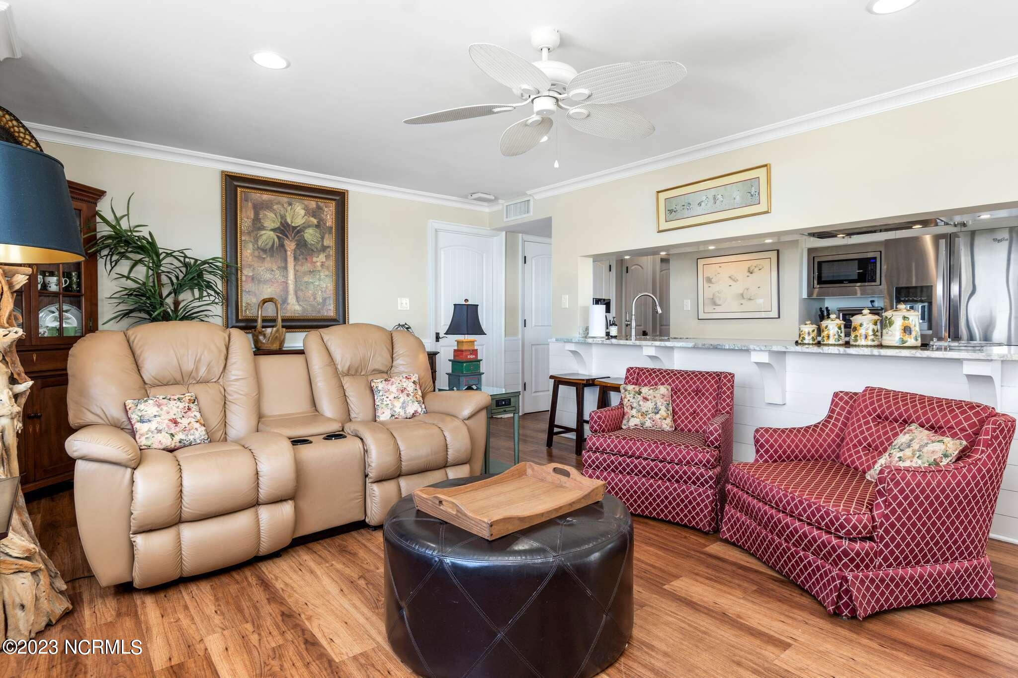 1505 Salter Path Road, Unit 330 Indian Beach, NC 28512 - Photo 9 of 60 Summer Winds 330