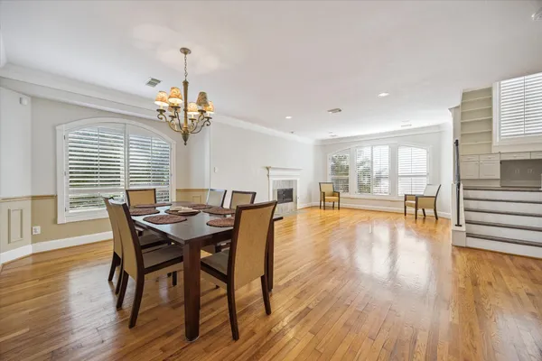 $3,200 | 2422 Dorrington Street, Unit A, Houston, TX 77030
