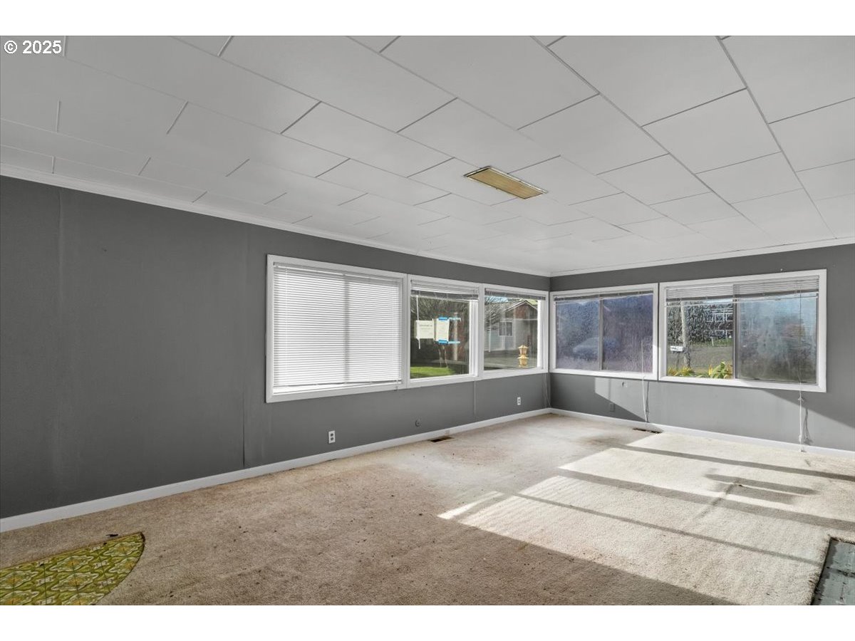 1110 6th Avenue Seaside, OR 97138 - Photo 11 of 48