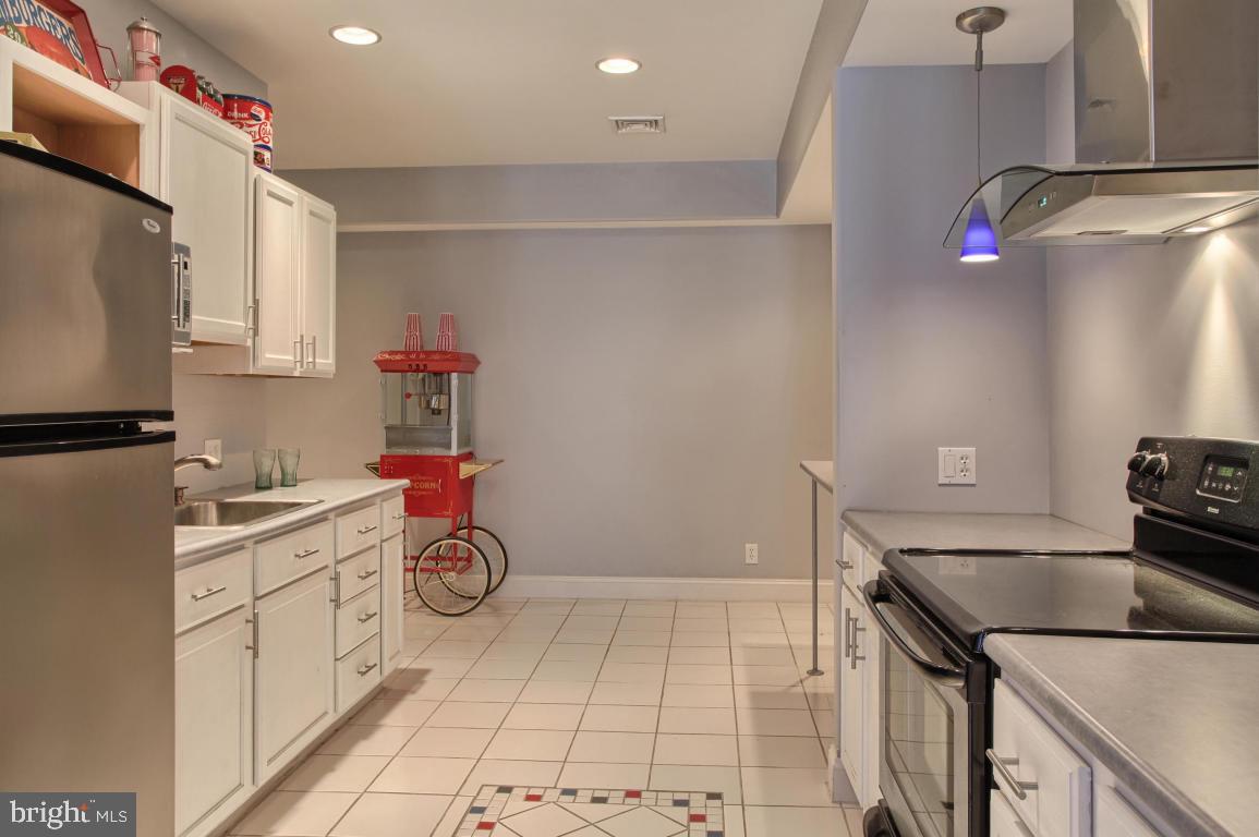 2133 Colleens Way Lancaster, PA 17601 - Photo 39 of 49 Gallery Image 39