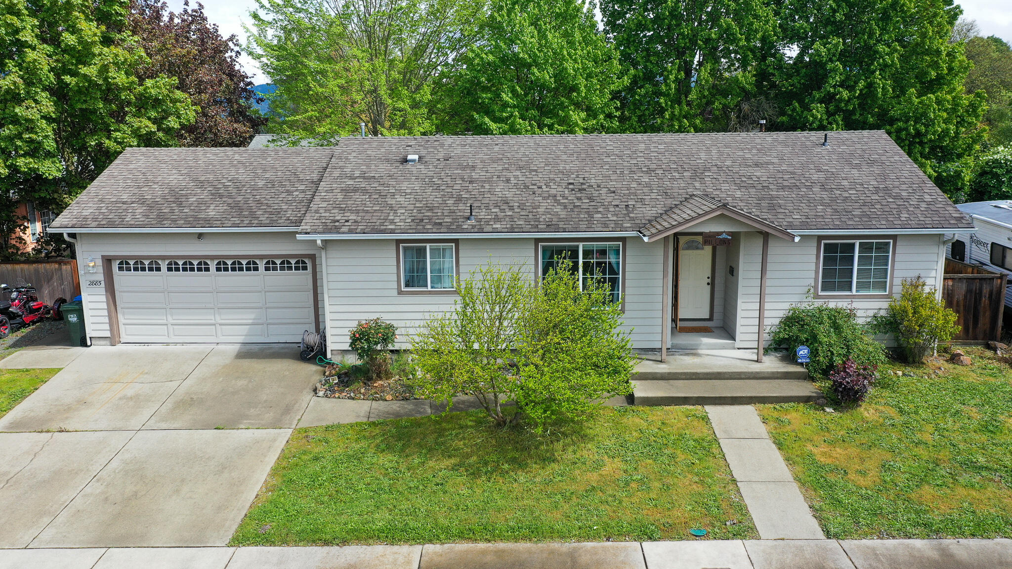 2885 Galaxy Way Grants Pass, OR 97527 - Photo 1 of 19 DJI_0799