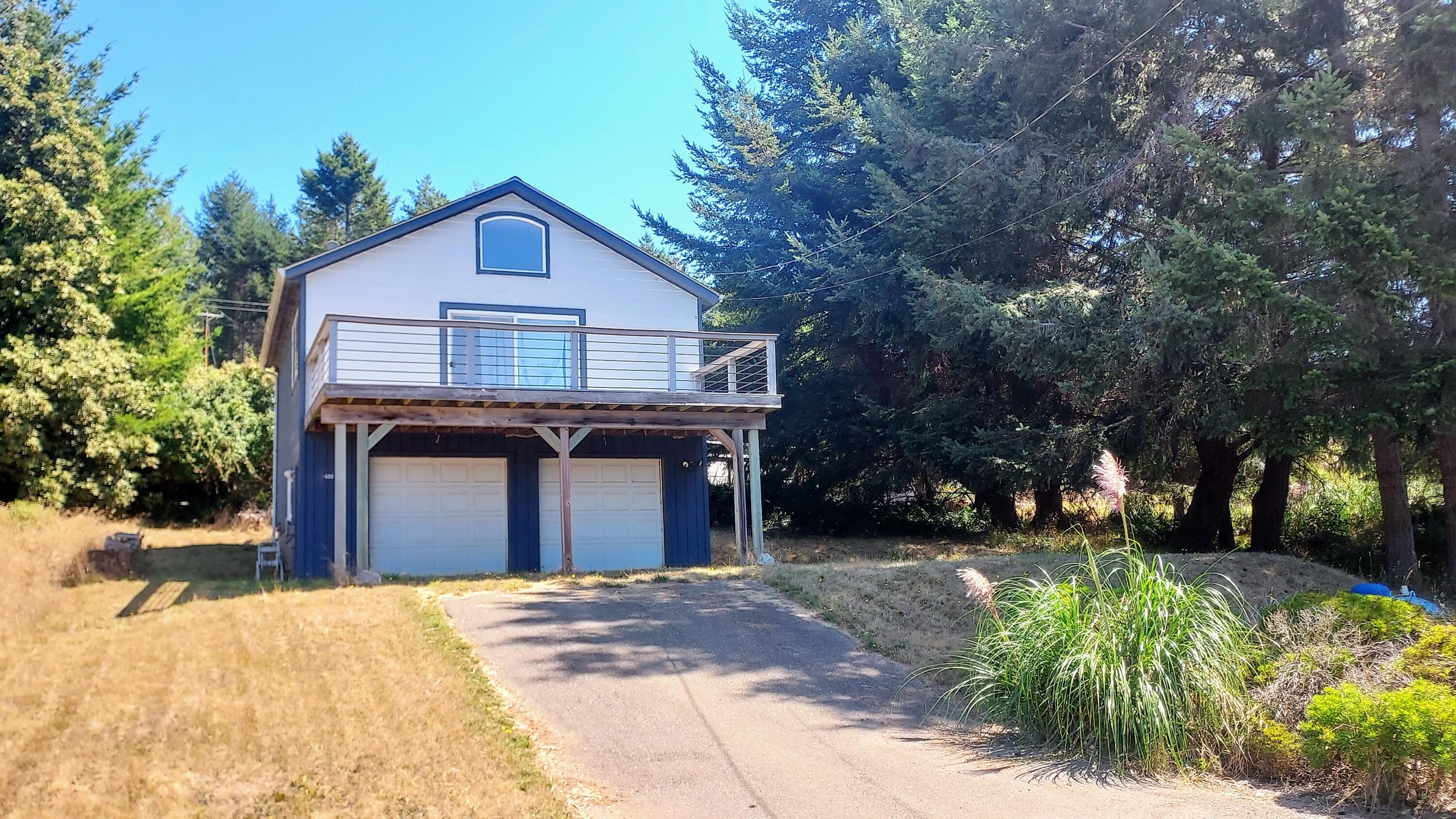 400 Seafoam Road Whitethorn, CA 95589 - Photo 1 of 57