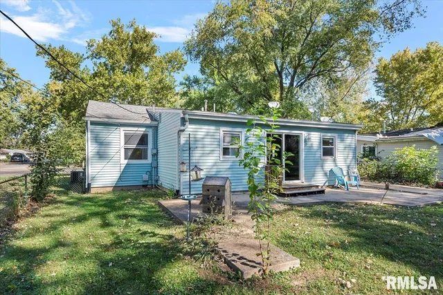 $1,650 | 400 Lexington Heights Drive, Rochester, IL 62563