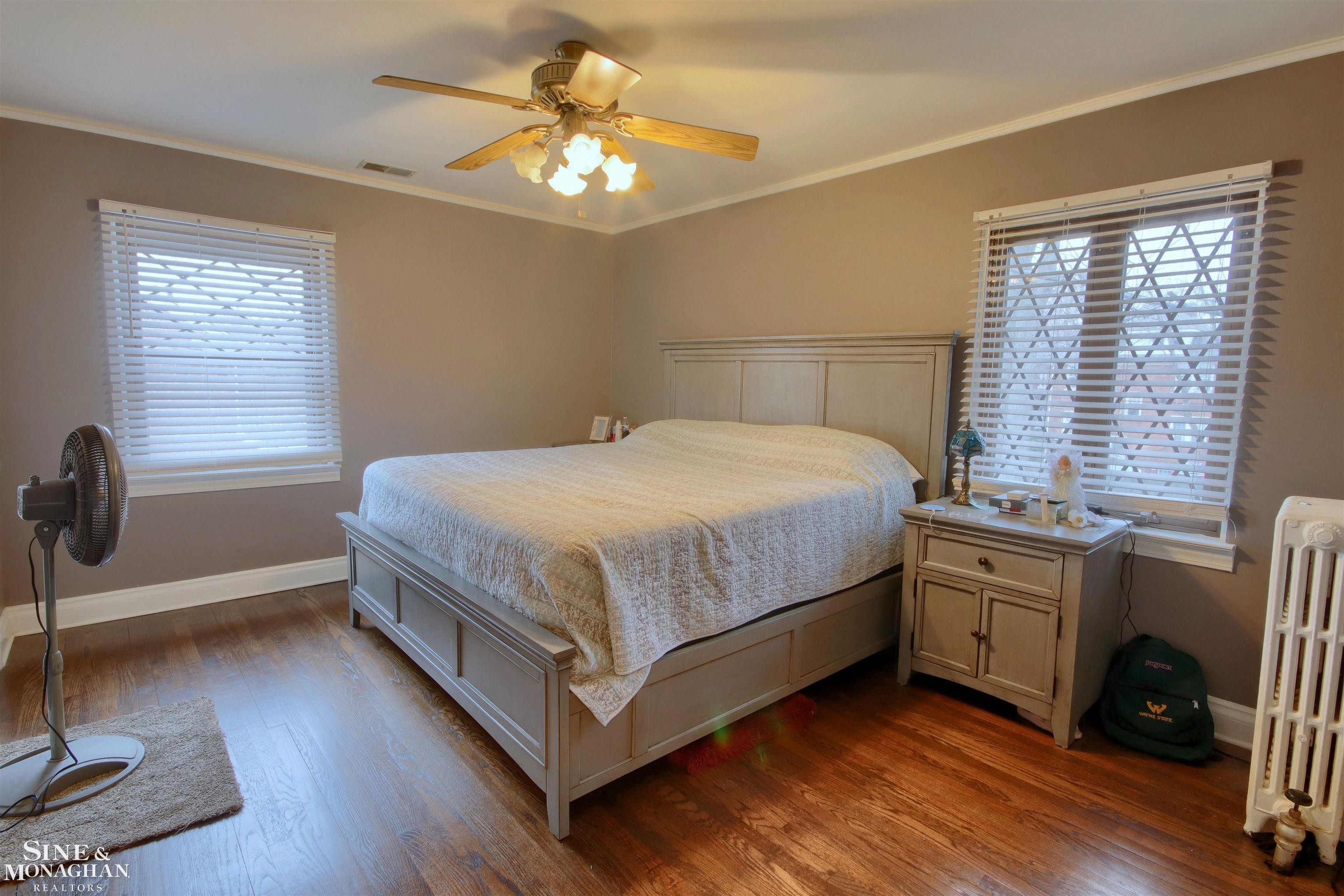 883 Westchester Road Grosse Pointe, MI 48230 - Photo 12 of 32 50099592-11.JPG
