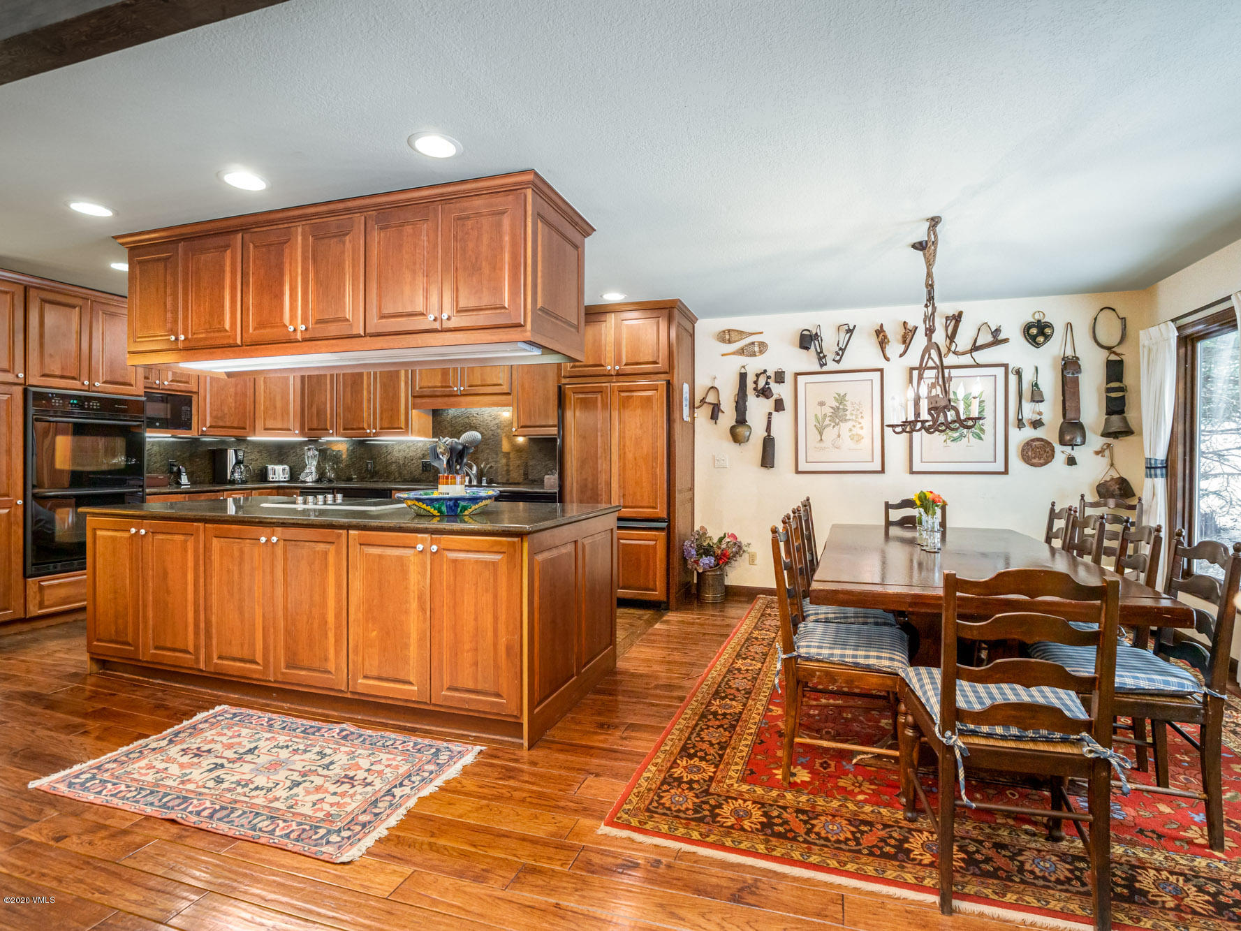 324 Beaver Dam Road, Unit B/WEST Vail, CO 81657 - Photo 3 of 37 MLS - 324 Beaverdam Rd - Vail, CO-6