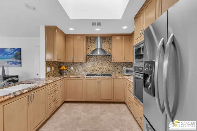 $8,950 | 10 Colgate Drive, Rancho Mirage, CA 92270