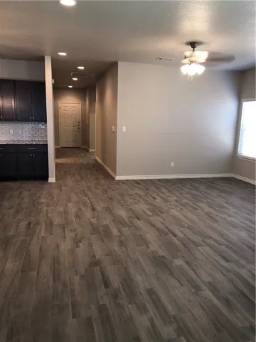 $1,595 | 573 Cr 306 Jarrell Tx 76573, Unit A, Jarrell, TX 76537