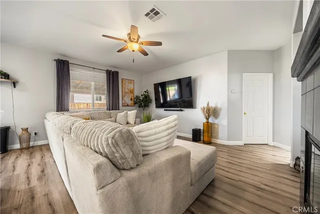 $4,600 | 10159 Julianne Avenue, Hesperia, CA 92345