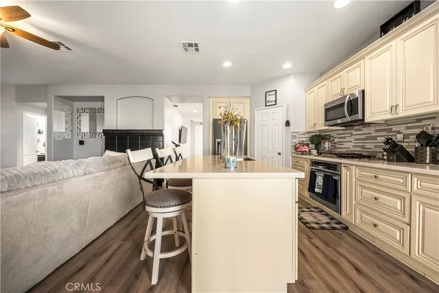 $4,600 | 10159 Julianne Avenue, Hesperia, CA 92345