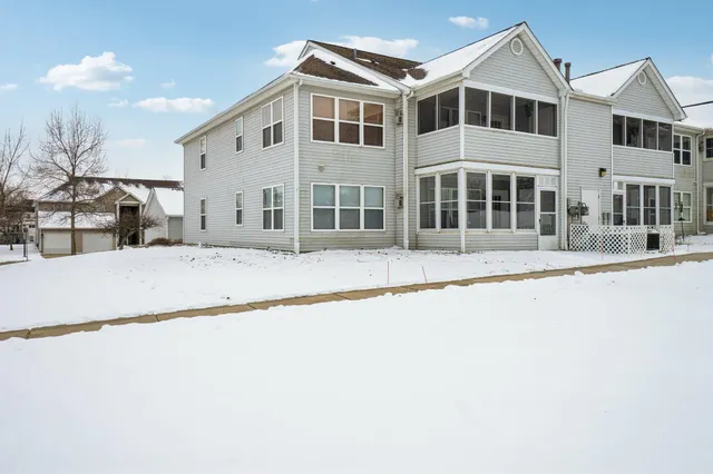 $310,000 | 1764 Weatherstone Drive, Ann Arbor, MI 48108