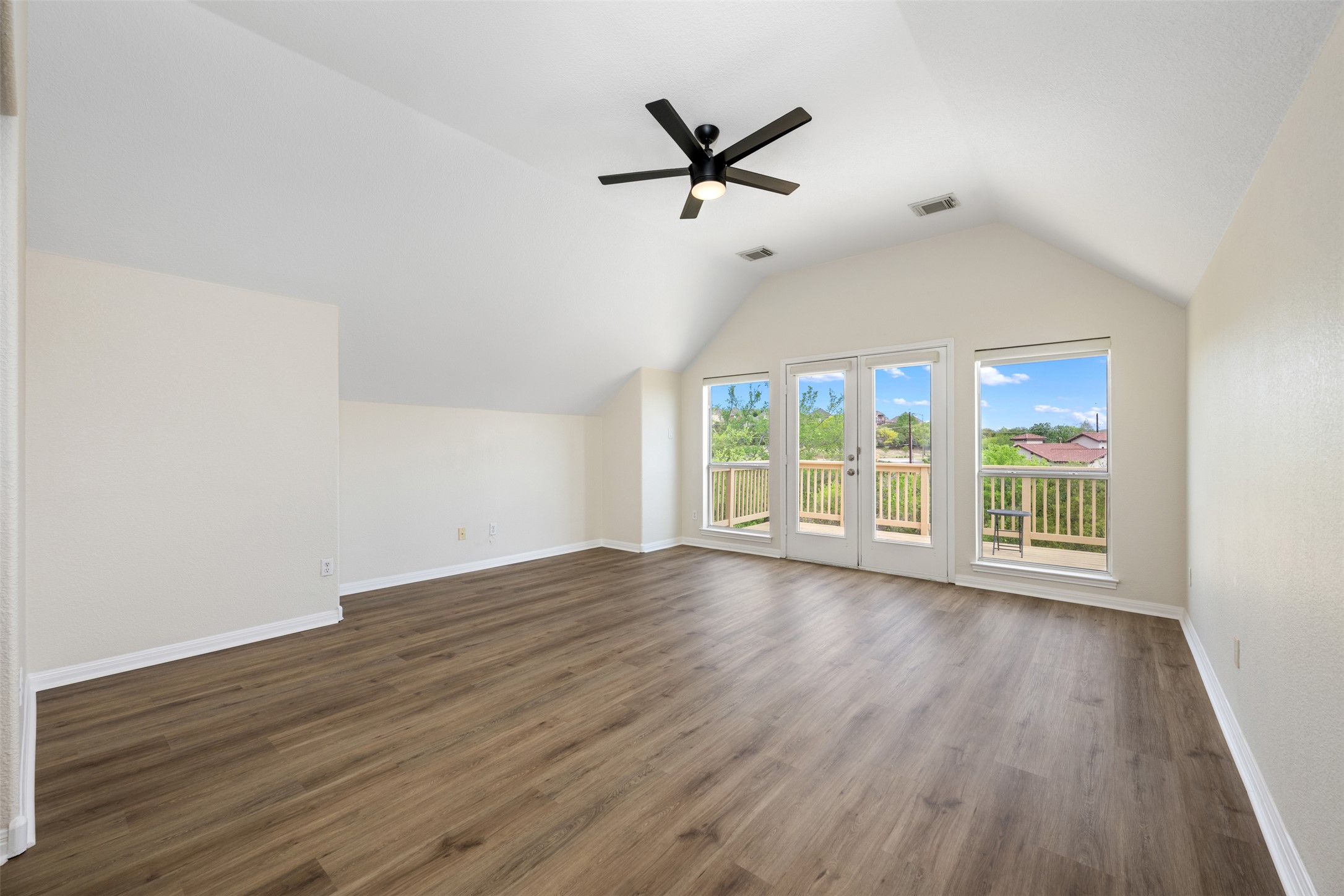 2512 Rio Mesa Drive Austin, TX 78732 - Photo 19 of 35