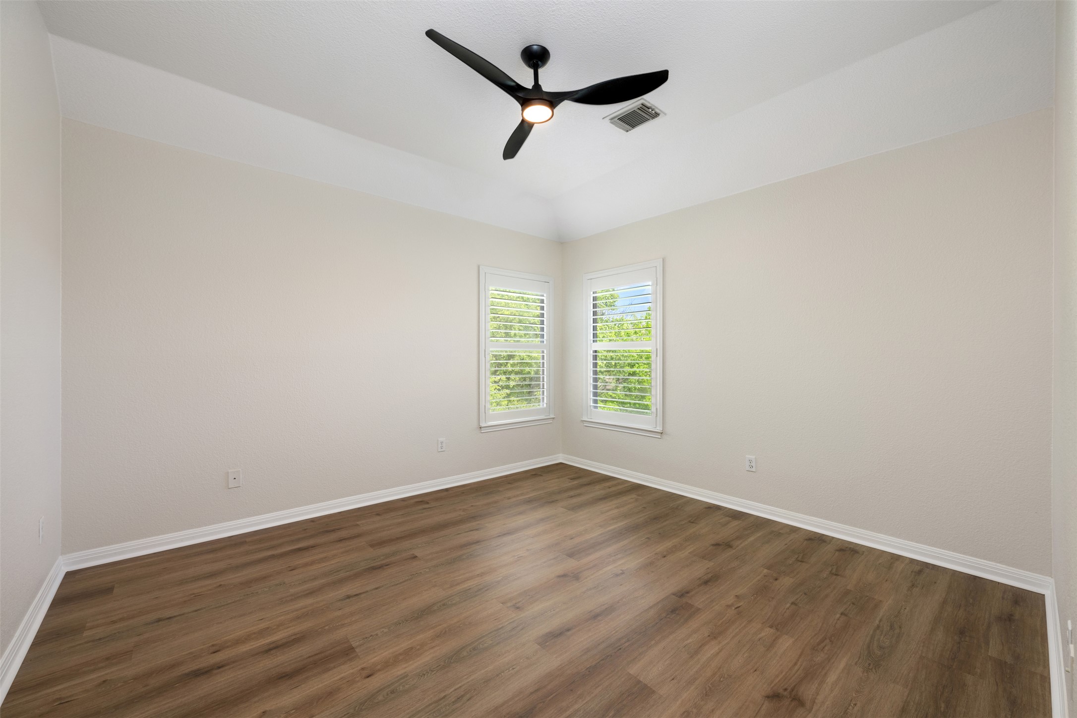 2512 Rio Mesa Drive Austin, TX 78732 - Photo 21 of 35