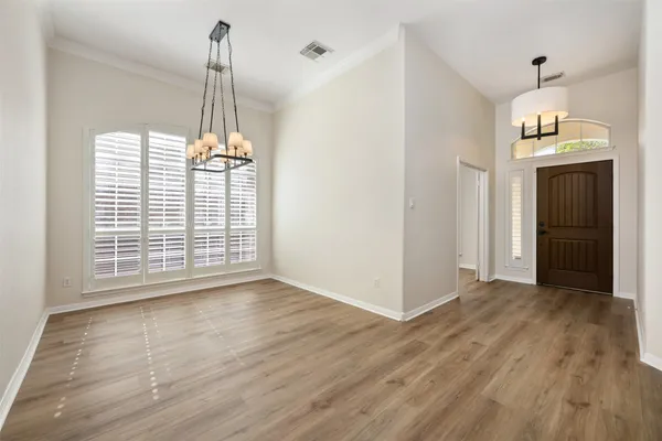 $5,300 | 2512 Rio Mesa Drive, Austin, TX 78732