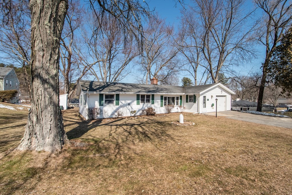 21 Paxton Road Framingham, MA 01701 - Photo 1 of 29