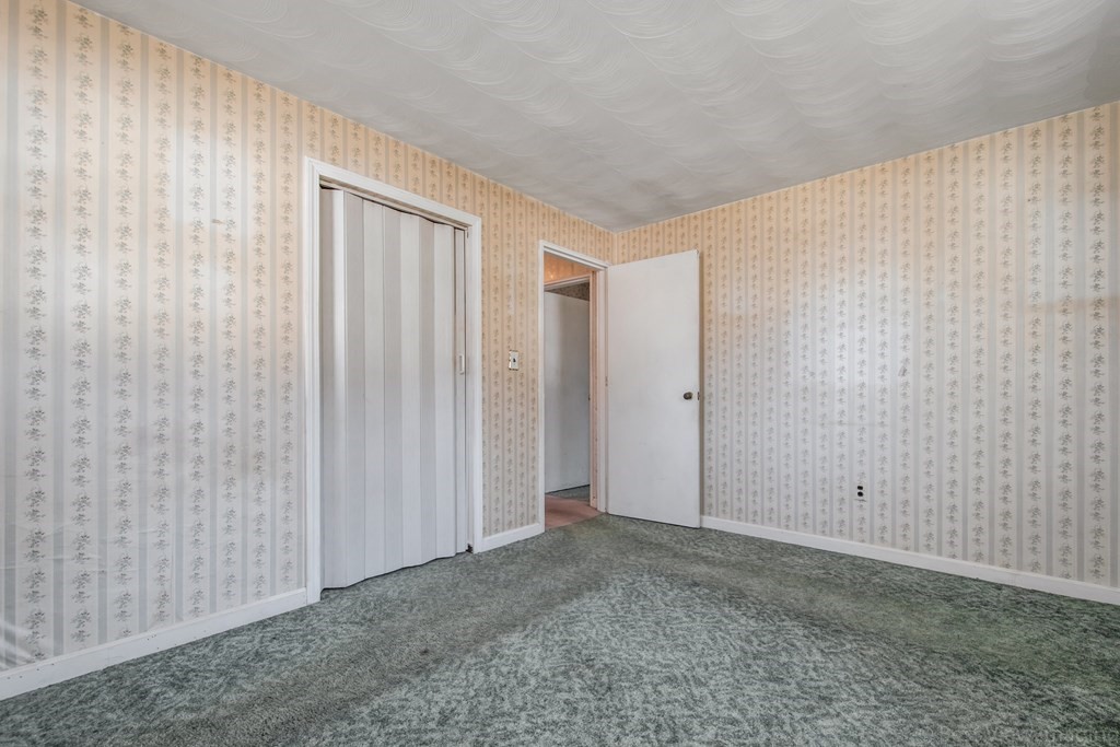 21 Paxton Road Framingham, MA 01701 - Photo 23 of 29