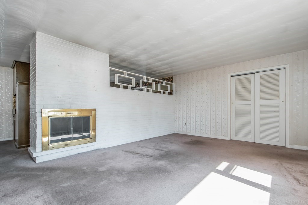 21 Paxton Road Framingham, MA 01701 - Photo 5 of 29