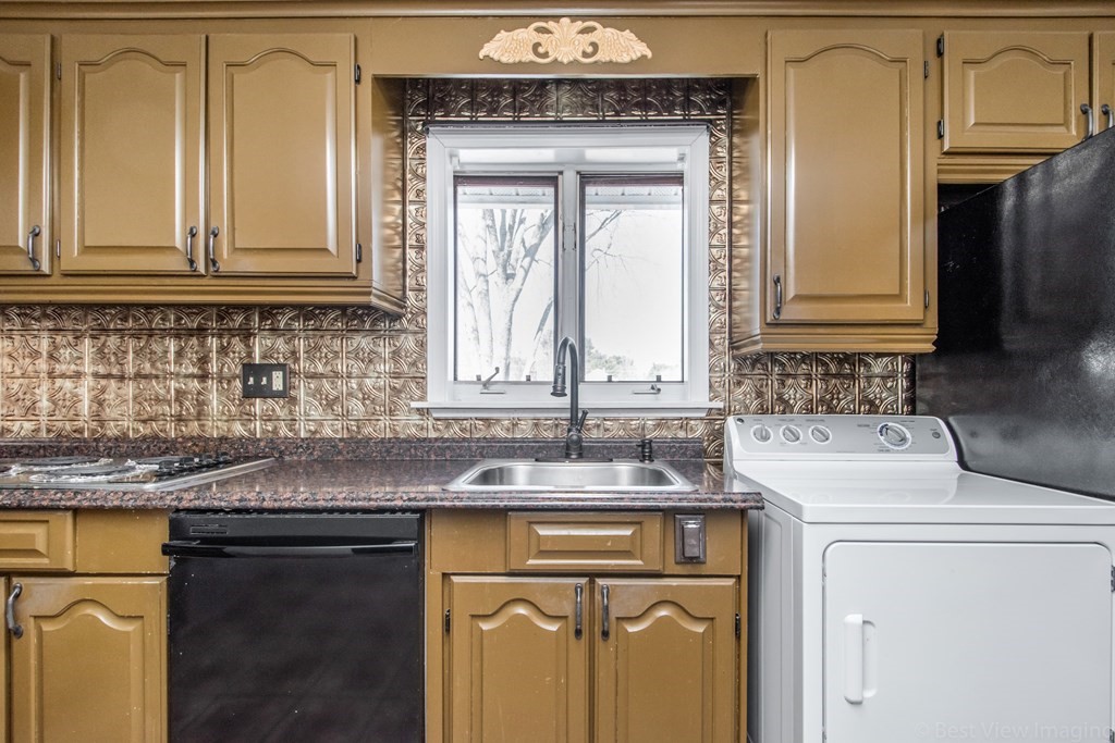 21 Paxton Road Framingham, MA 01701 - Photo 10 of 29