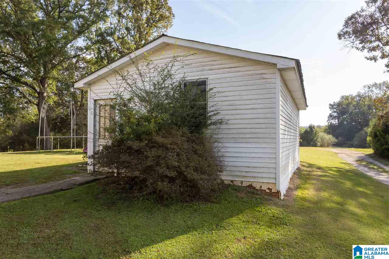 307 Wooten Road Alabaster, AL 35007 - Photo 6 of 33