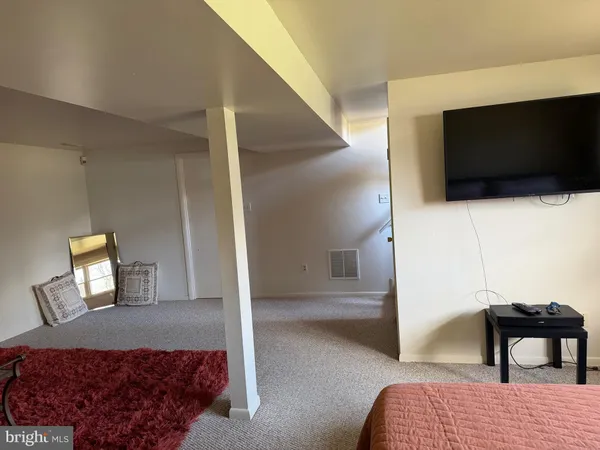 $3,000 | 18 Jameson Lane, Baltimore, MD 21208