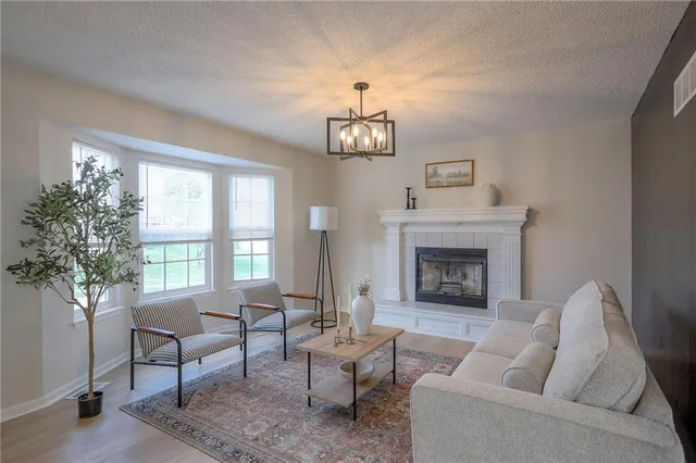 $339,899 | 10615 North Ditman Avenue, Kansas City, MO 64157