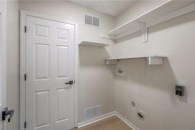 $339,899 | 10615 North Ditman Avenue, Kansas City, MO 64157