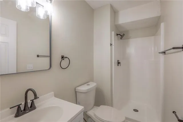 $339,899 | 10615 North Ditman Avenue, Kansas City, MO 64157