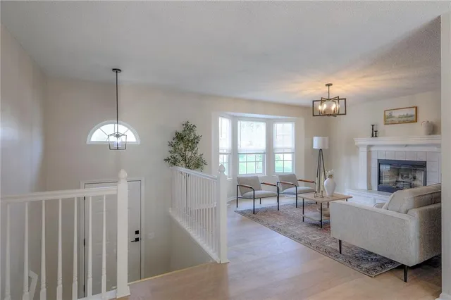 $339,899 | 10615 North Ditman Avenue, Kansas City, MO 64157