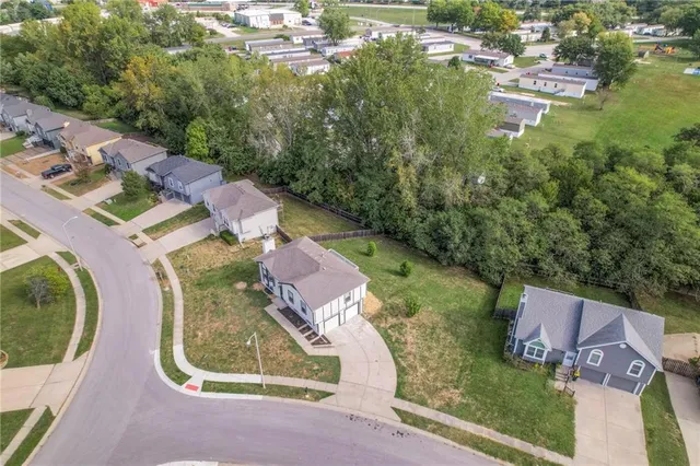 $339,899 | 10615 North Ditman Avenue, Kansas City, MO 64157