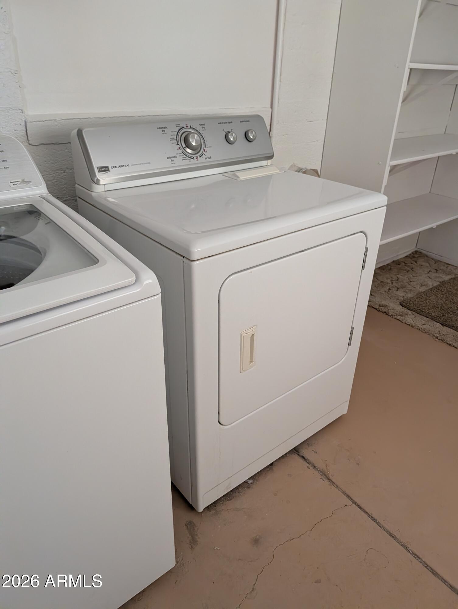 8714 North Dead Mans Gulch Road Florence, AZ 85132 - Photo 39 of 39 a utility room with dryer and washer