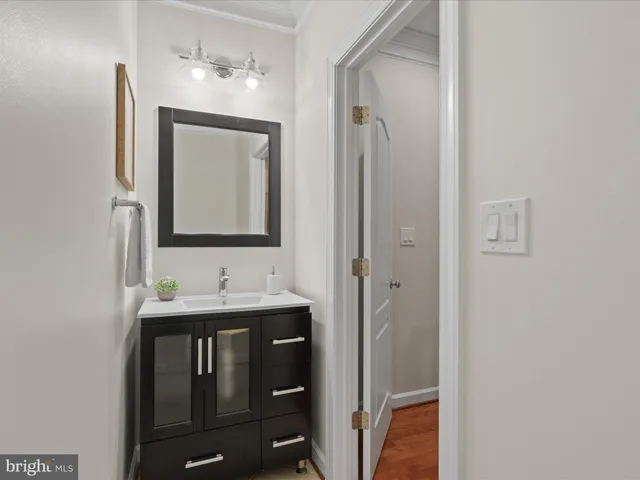 $799,000 | 4086 Clovet Drive, Unit 32, Fairfax, VA 22030