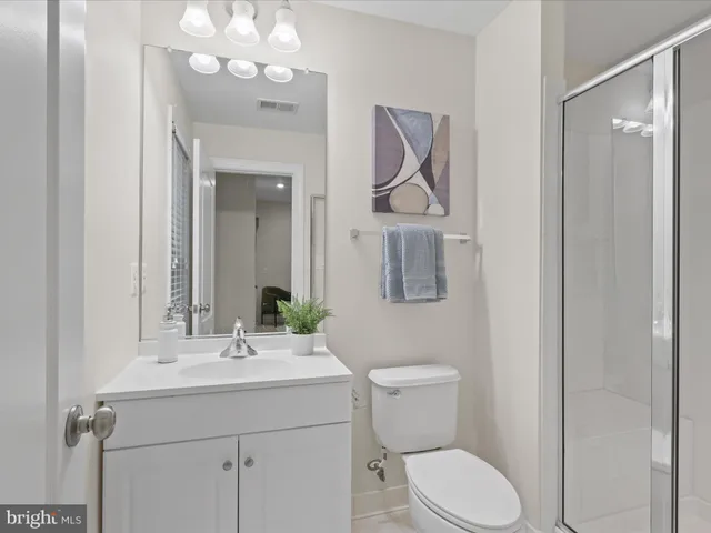 $799,000 | 4086 Clovet Drive, Unit 32, Fairfax, VA 22030