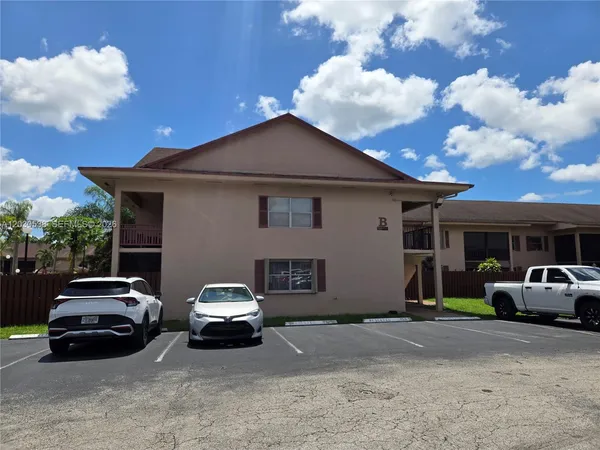 $2,100 | 11213 Southwest 88th Street, Unit 110B, Miami, FL 33176
