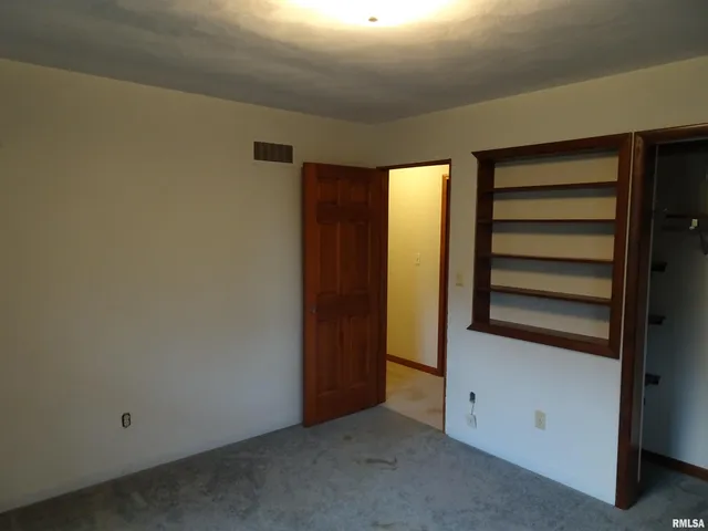 $349,000 | 13978 North 2200th Avenue, Geneseo, IL 61254