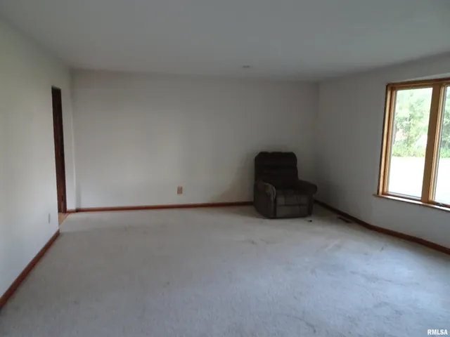 $349,000 | 13978 North 2200th Avenue, Geneseo, IL 61254