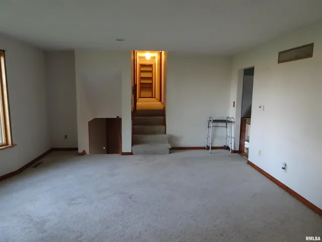 $349,000 | 13978 North 2200th Avenue, Geneseo, IL 61254