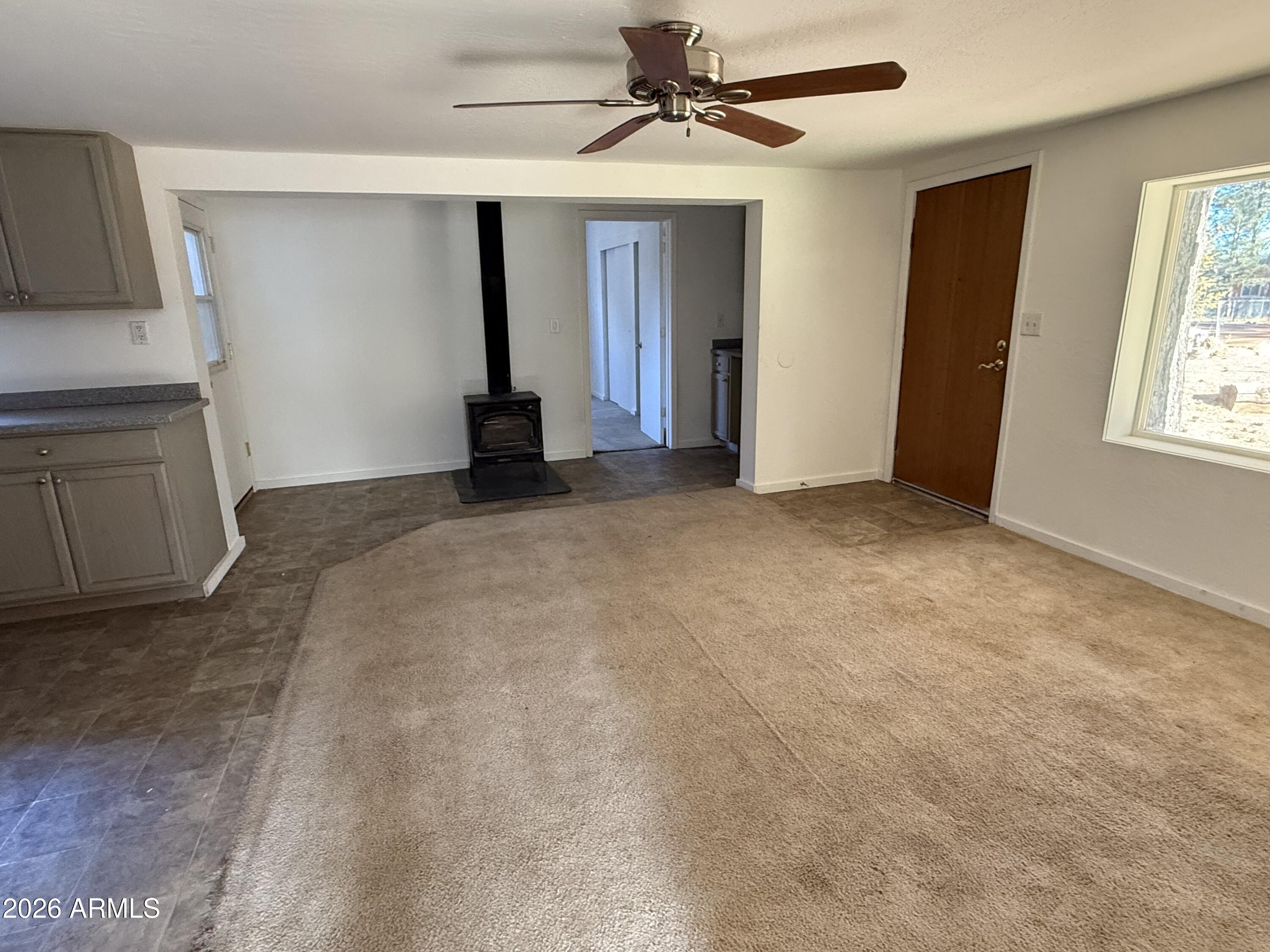 2058 Pinehaven Lane Overgaard, AZ 85933 - Photo 4 of 34 IMG_0745