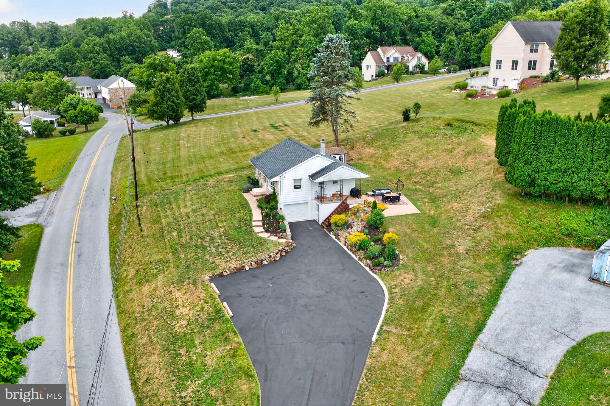 144 Terrace Road Boyertown, PA 19512 - Photo 3 of 28 Large parking area and country setting