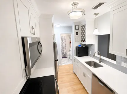 $399,900 | 229 Lake Street, Unit D, Weymouth, MA 02189