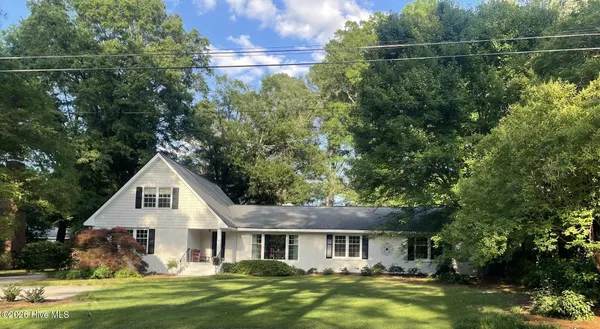 $582,000 | 2210 Sulgrave Drive Northwest, Wilson, NC 27896