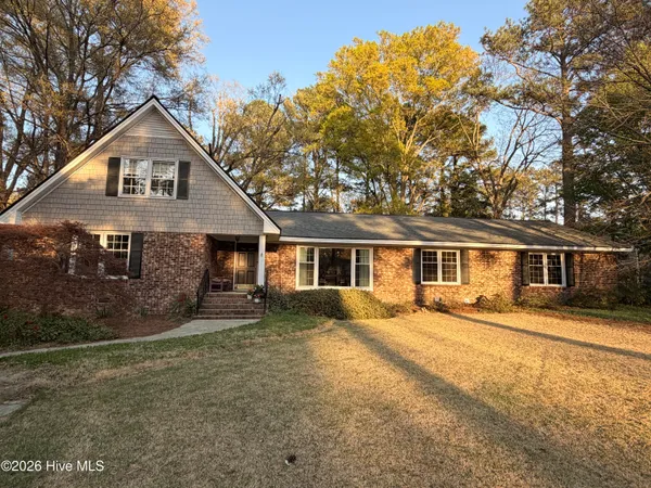 $582,000 | 2210 Sulgrave Drive Northwest, Wilson, NC 27896