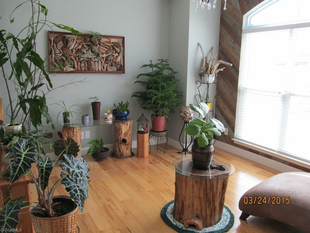 286 Red Brush Road Mount Airy, NC 27030 - Photo 20 of 30 Den