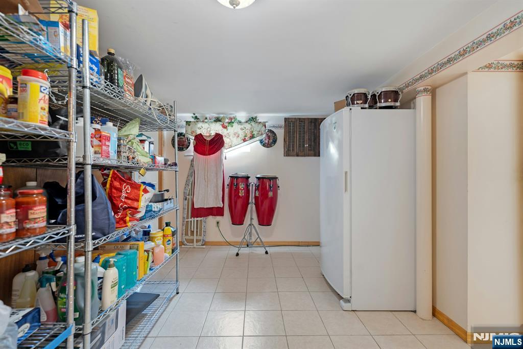 8 Monaghan Road Edison, NJ 08817 - Photo 20 of 30