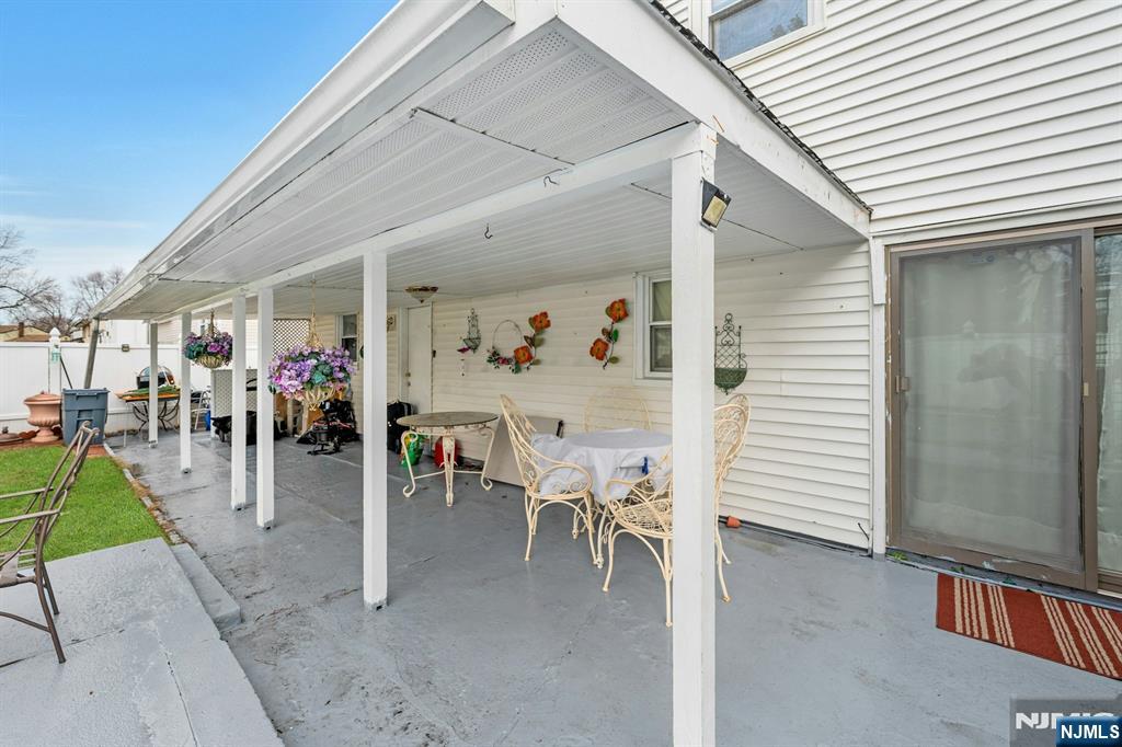 8 Monaghan Road Edison, NJ 08817 - Photo 24 of 30