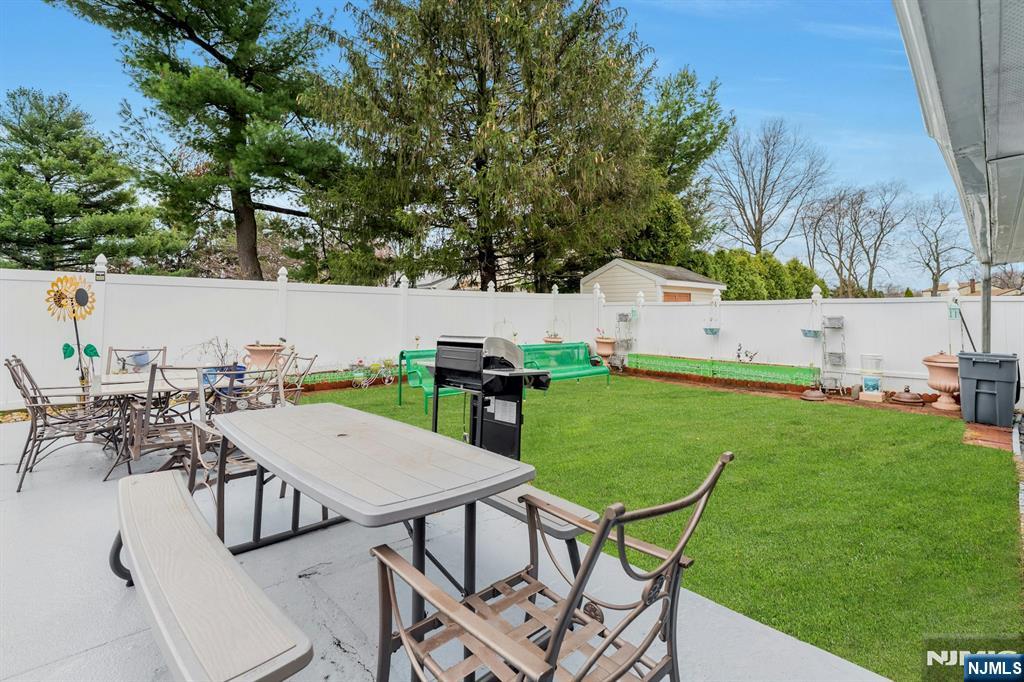 8 Monaghan Road Edison, NJ 08817 - Photo 26 of 30