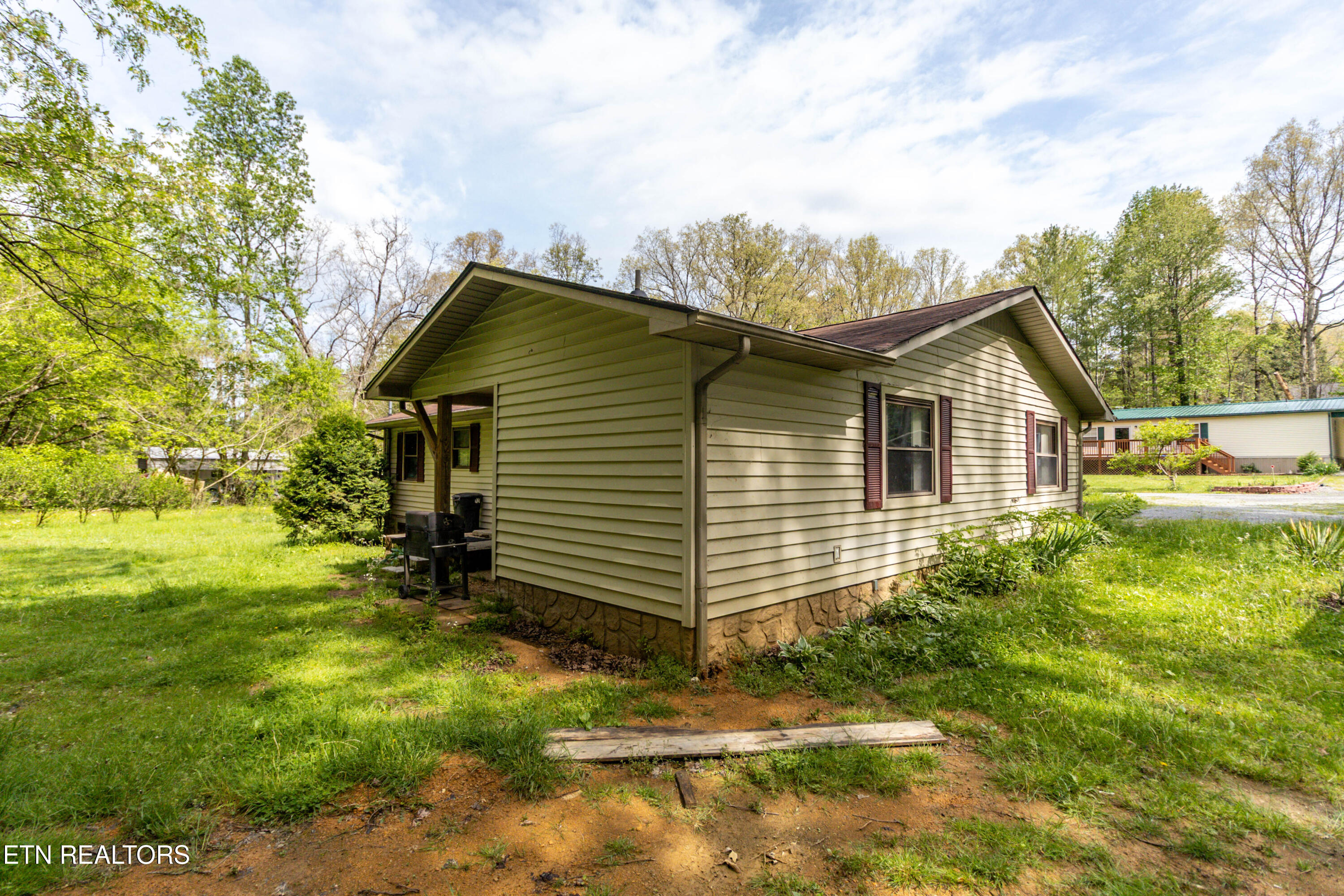 3398 Bell Road Sevierville, TN 37862 - Photo 31 of 37 1U6A0820