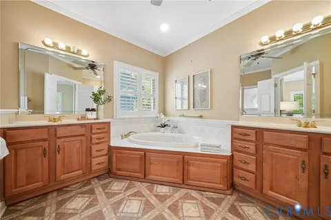 $530,000 | 100 Great Glen, Williamsburg, VA 23188