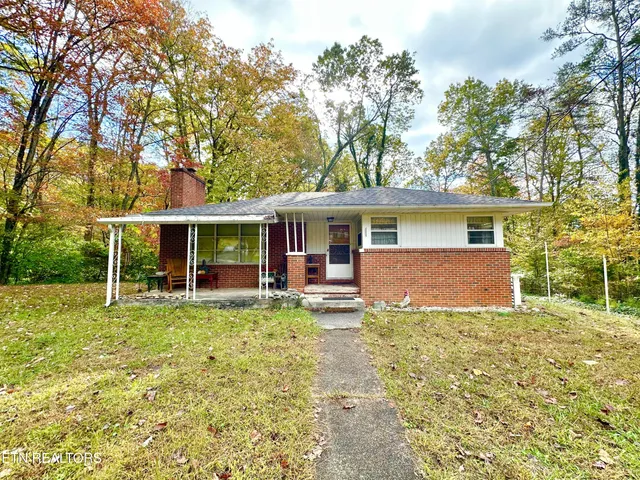 $259,900 | 112 Glenn Circle, Powell, TN 37849